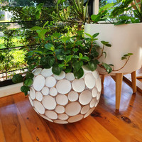 WHITE CIRCLE POT-CZ008