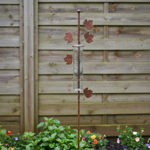 OAK LEAF RAIN GAUGE - US679