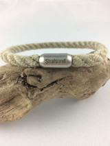 Fischereidesign - Armband Stralsund als Wort, 6 mm, Edelstahlmagnetverschluss 