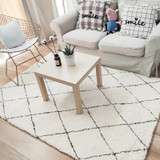 YOU SHOULD HAVE A MOROCCAN RUG AT HOME!