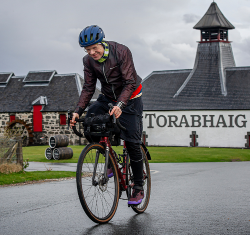 GREVILLE STREET: Distillery Visitor! Torabhaig