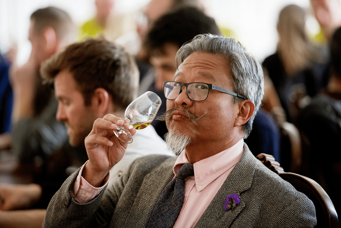 BELONG TO THE WORLD'S MOST ENTERTAINING WHISKY CLUB