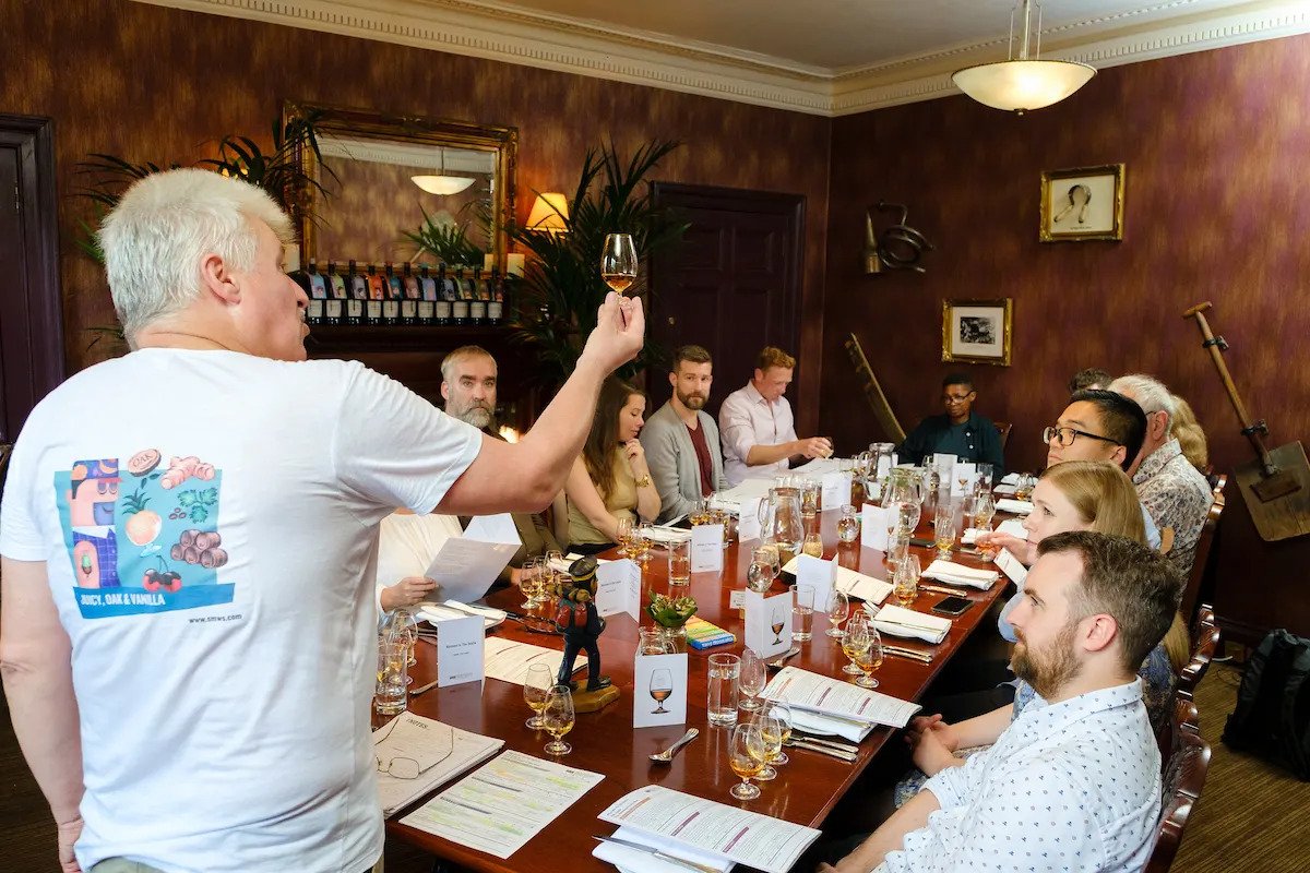 Refer A Friend, Get a Bottle Back