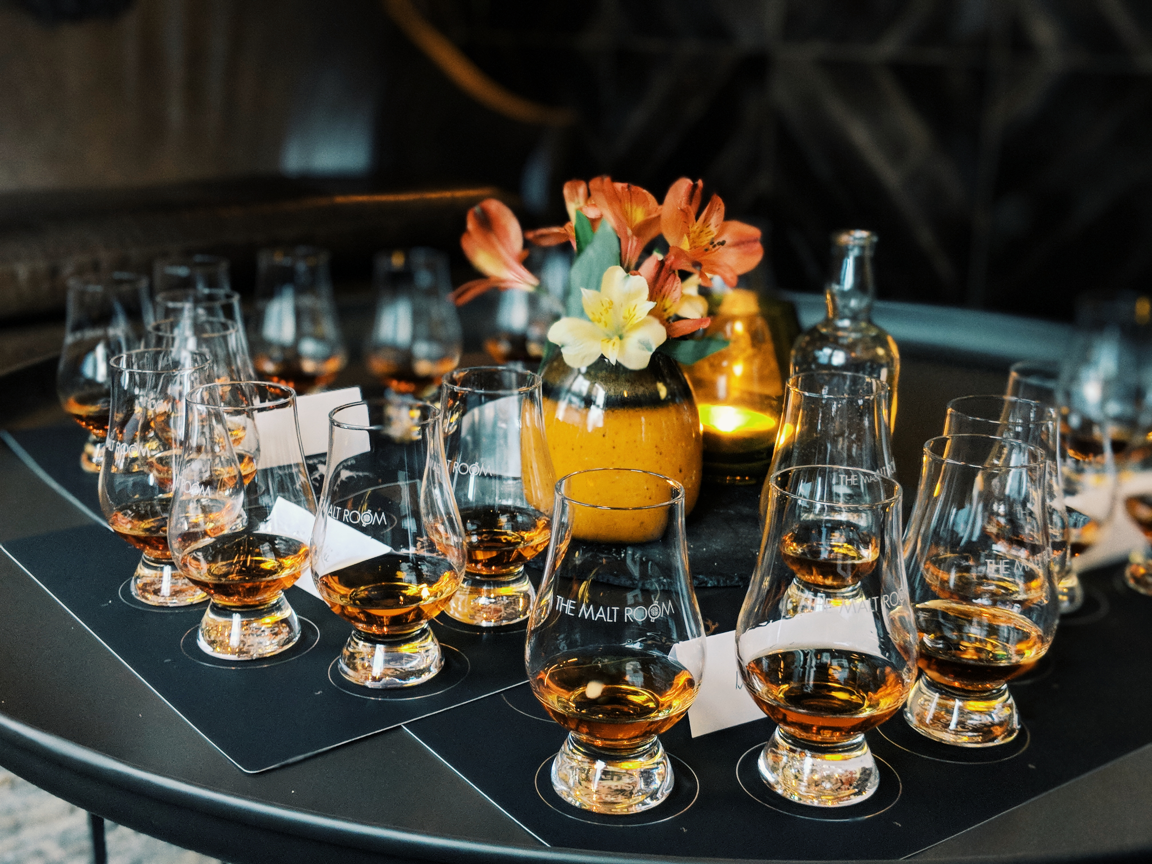 Partner Bar: The Malt Room - Scotch Malt Whisky Society