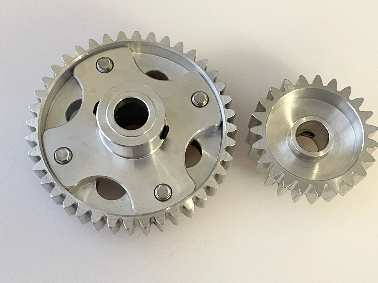 CNC machined 7075 aluminium drive gear and pinion set for FG 1/5 scale RC car