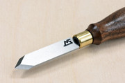 Matthias Fenner No.806 Walnut and Brass Dovetail Knife detail