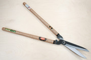 Yoshida Hamono Kyusakichi Carbon Steel Hedge Shears 