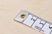 Shinwa Tailors Flat Measuring Tape 1.5m end