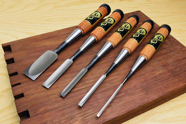 Fujikawa Umeki Nomi Japanese Dovetail Chisels