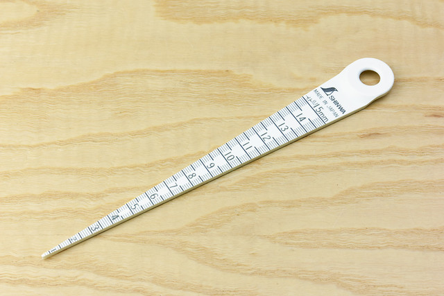 Shinwa Radiuslehre A-1 R0,5–7 Mm – Vielseitiges Kombi-Messwerkzeug, Dünn & Matt, Für Unterwegs