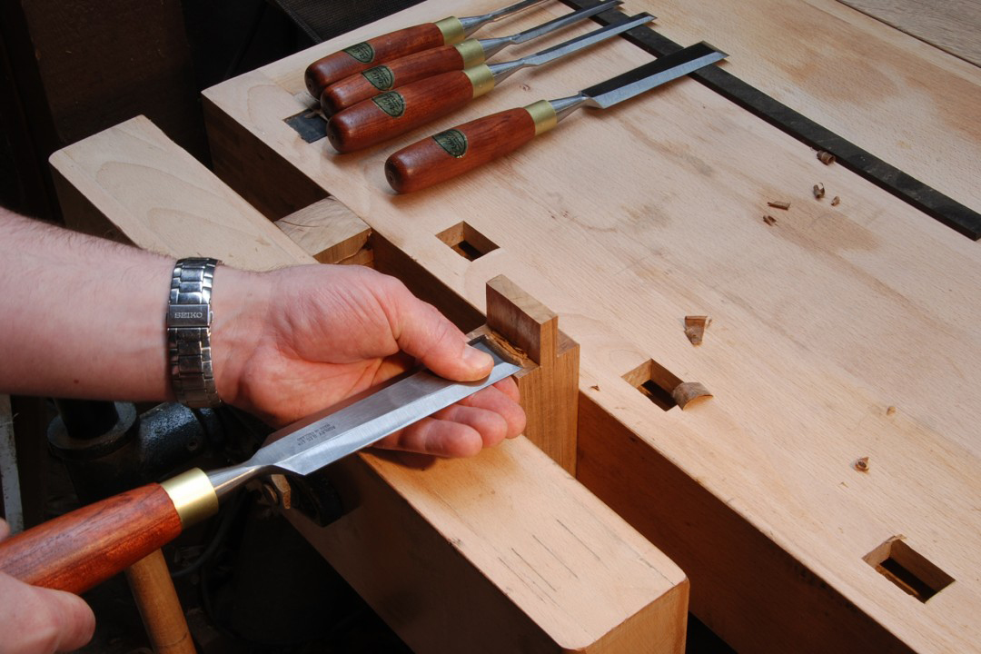 Ashley Iles | Mk2 Bevel Edged Cabinetmakers Chisel Set of 6