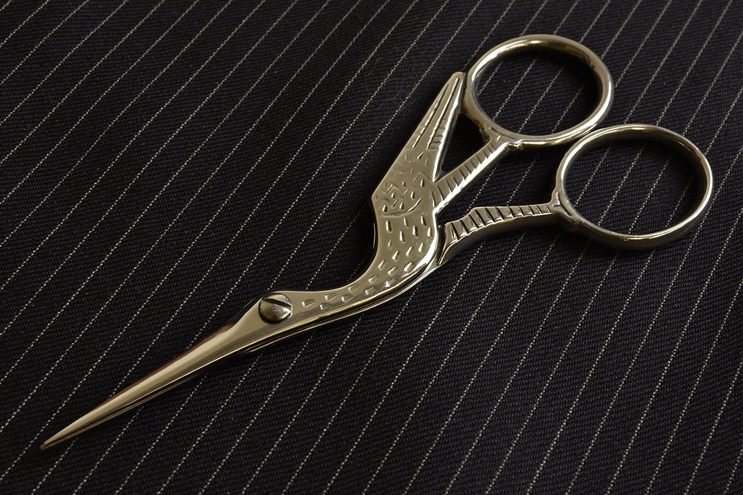 Ernest Wright Antique Stork Embroidery Scissors - Carbon Steel – Bernal  Cutlery