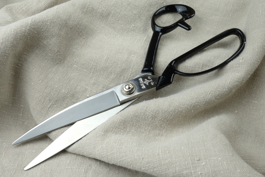 Kiya Yoshihisa Japanese Steel Fabric Scissors - 240mm