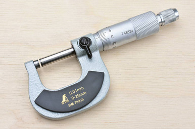 MIHA 　シングル1.7kg 2枚 Shinwa Manual Micrometer 0 - 25mm - Workshop Heaven