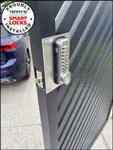 Borg Mechanical-Digital 2000 Knob and Medium Lever - Satin Chrome