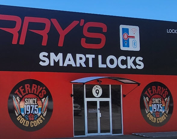 smart-locks-shop-front.jpg