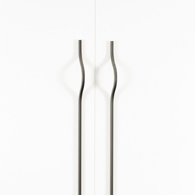 Momo Brave Bow Handle - 992mm Off-Centred | Modern Cabinet Feature