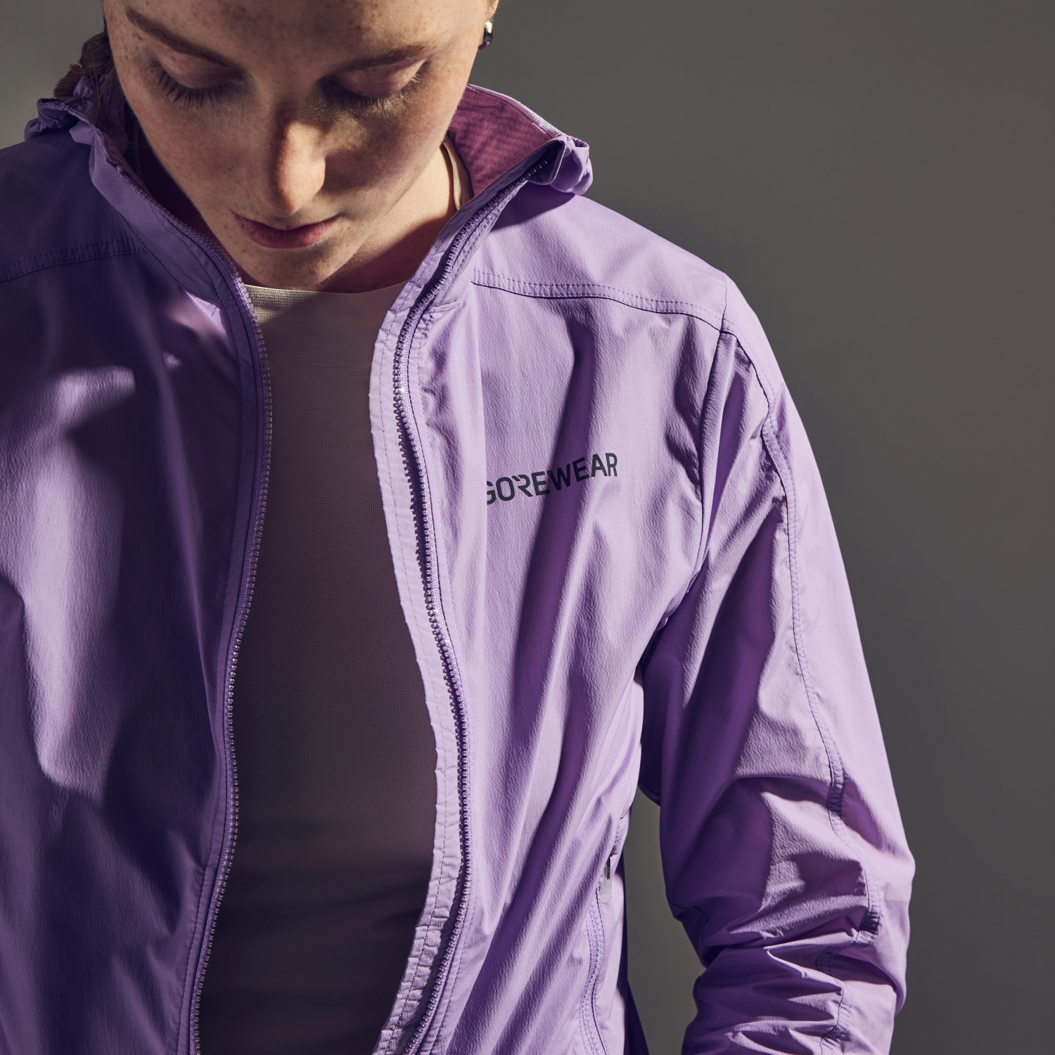 FERNFLOW Veste Coupe-Vent À Capuche Femme