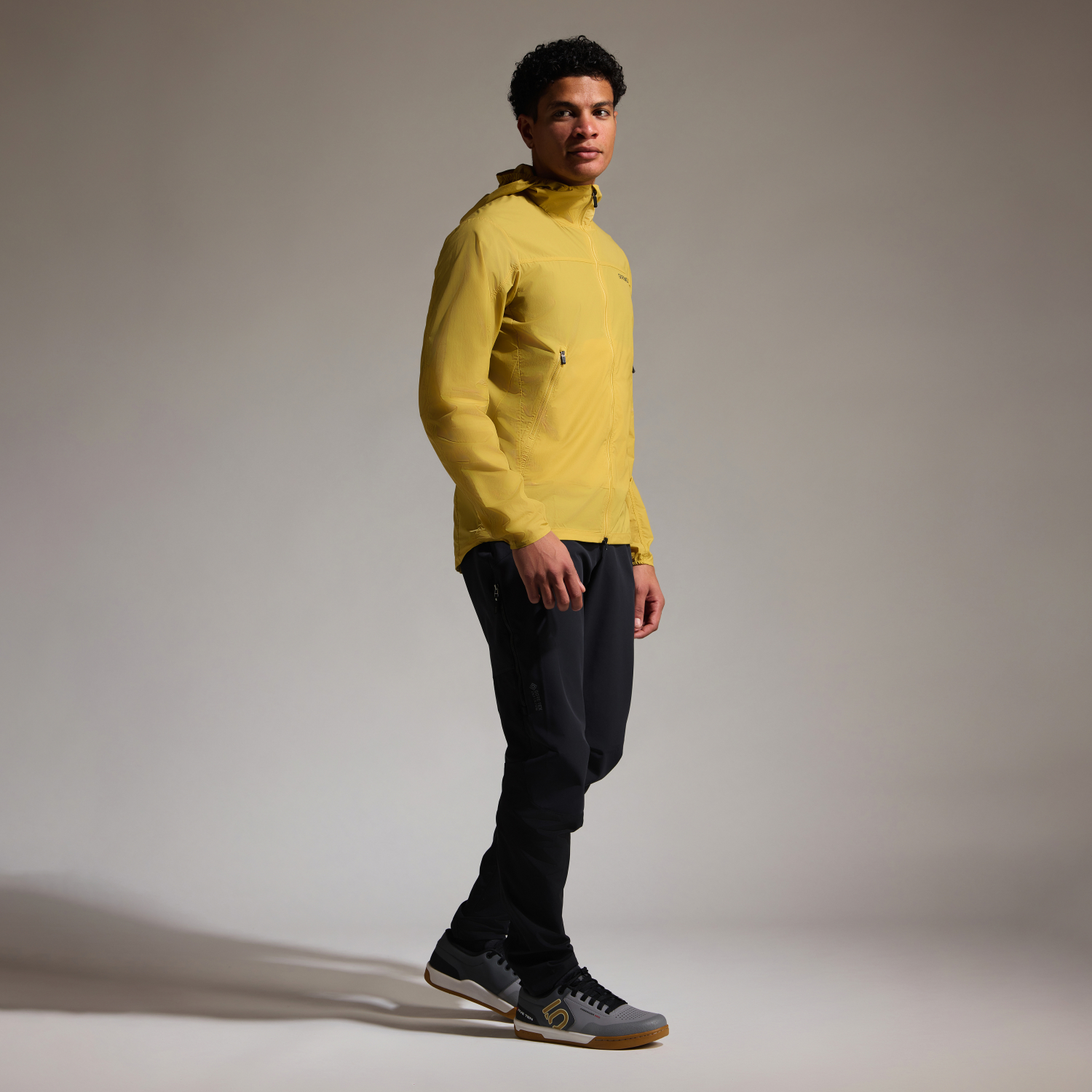 FERNFLOW Veste Coupe-Vent À Capuche Homme