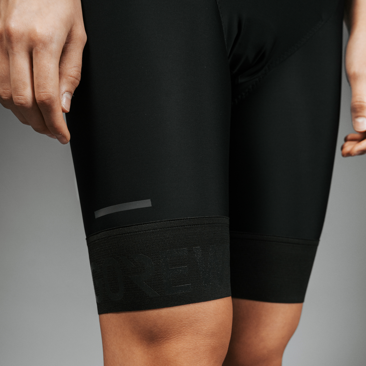9900--Black