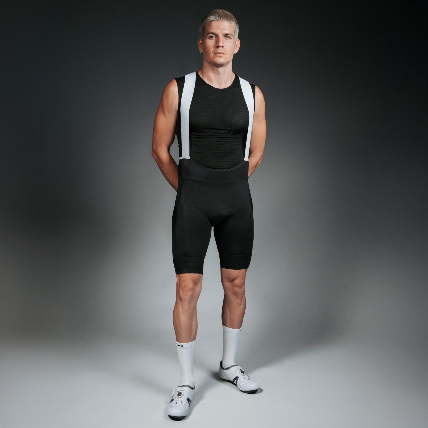 SWIFTRIDE Kurze Trägerhose Herren