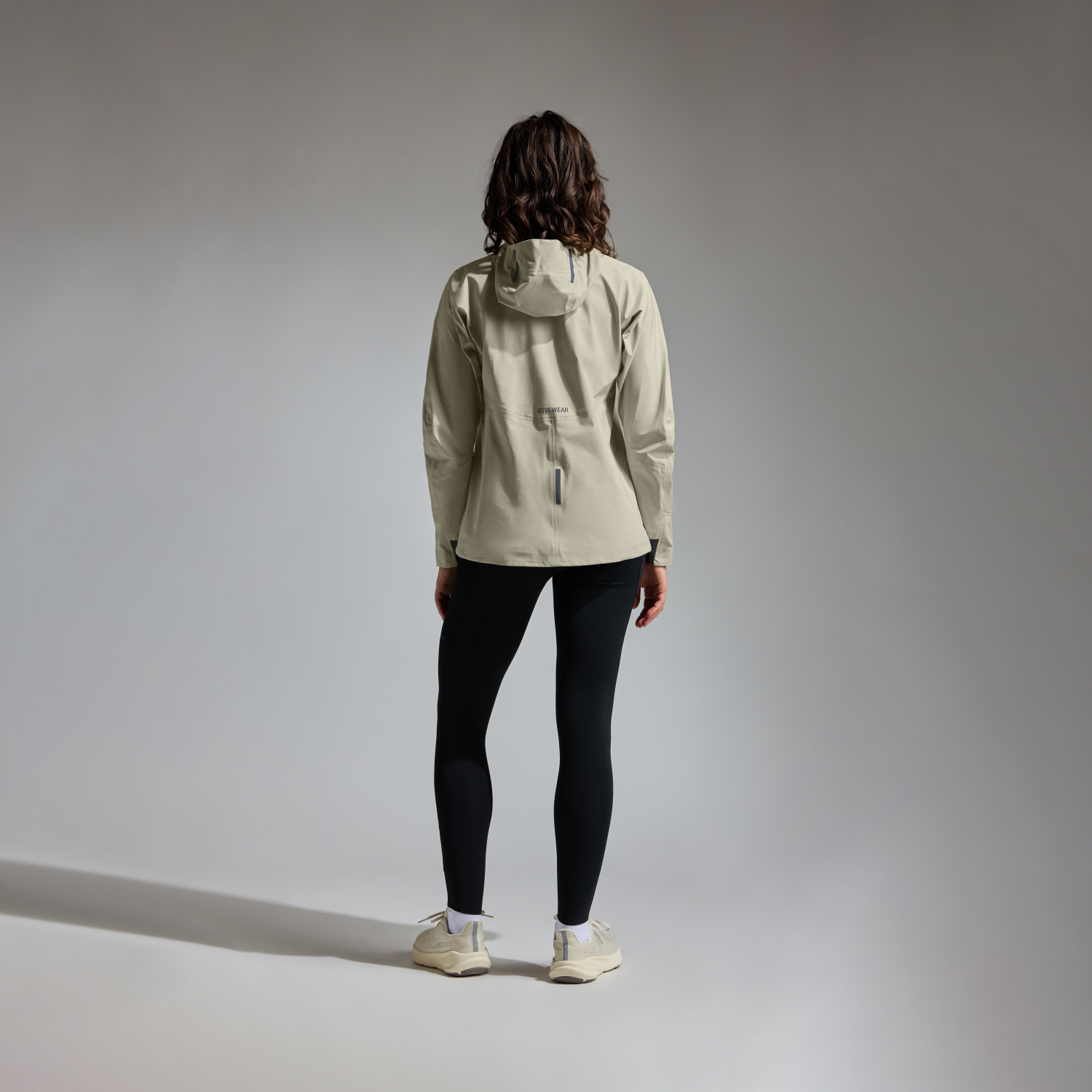 CONCURVE GORE-TEX Logo Jacke Damen