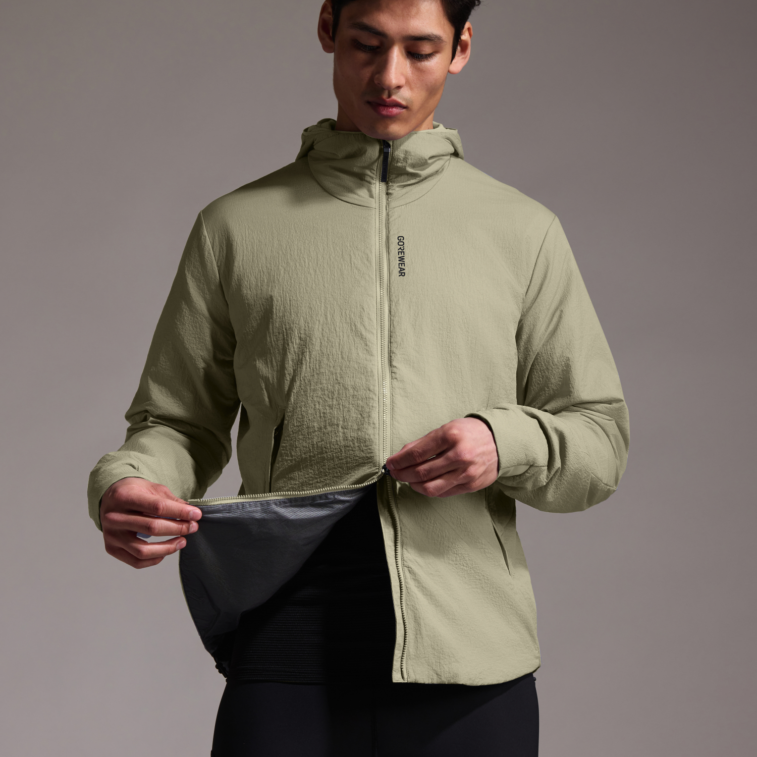 CONCURVE WINDSTOPPER® Giacca isolata con cappuccio uomo