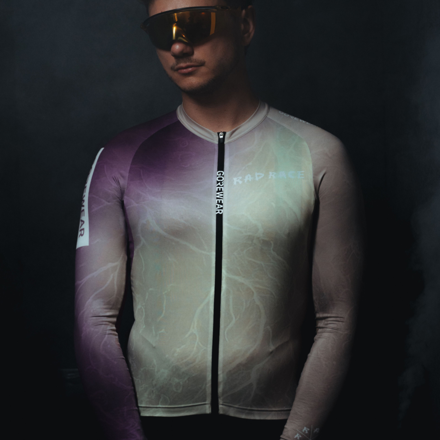 MC00--Multicolor