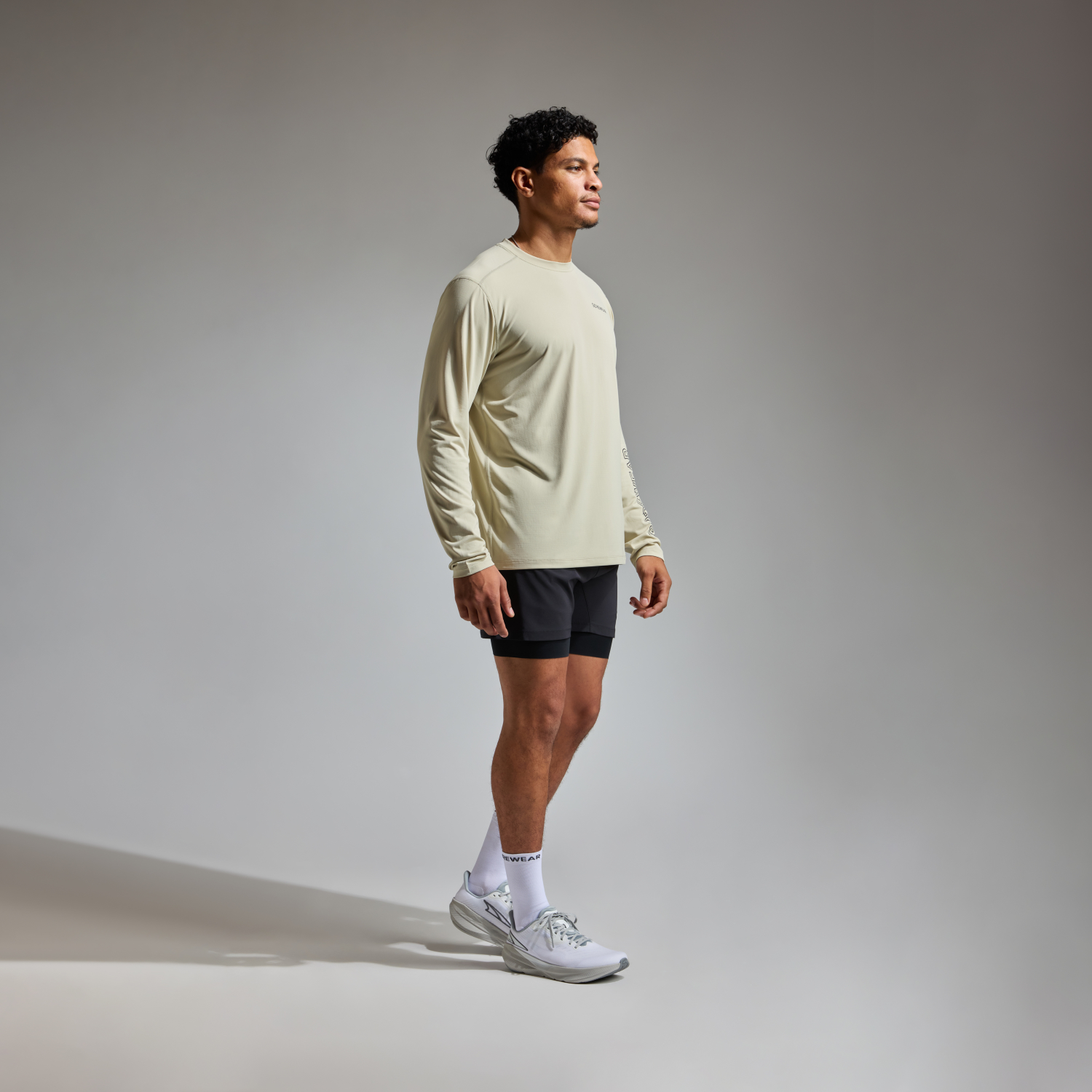 Everyday Logo Tech Funktionsshirt Herren