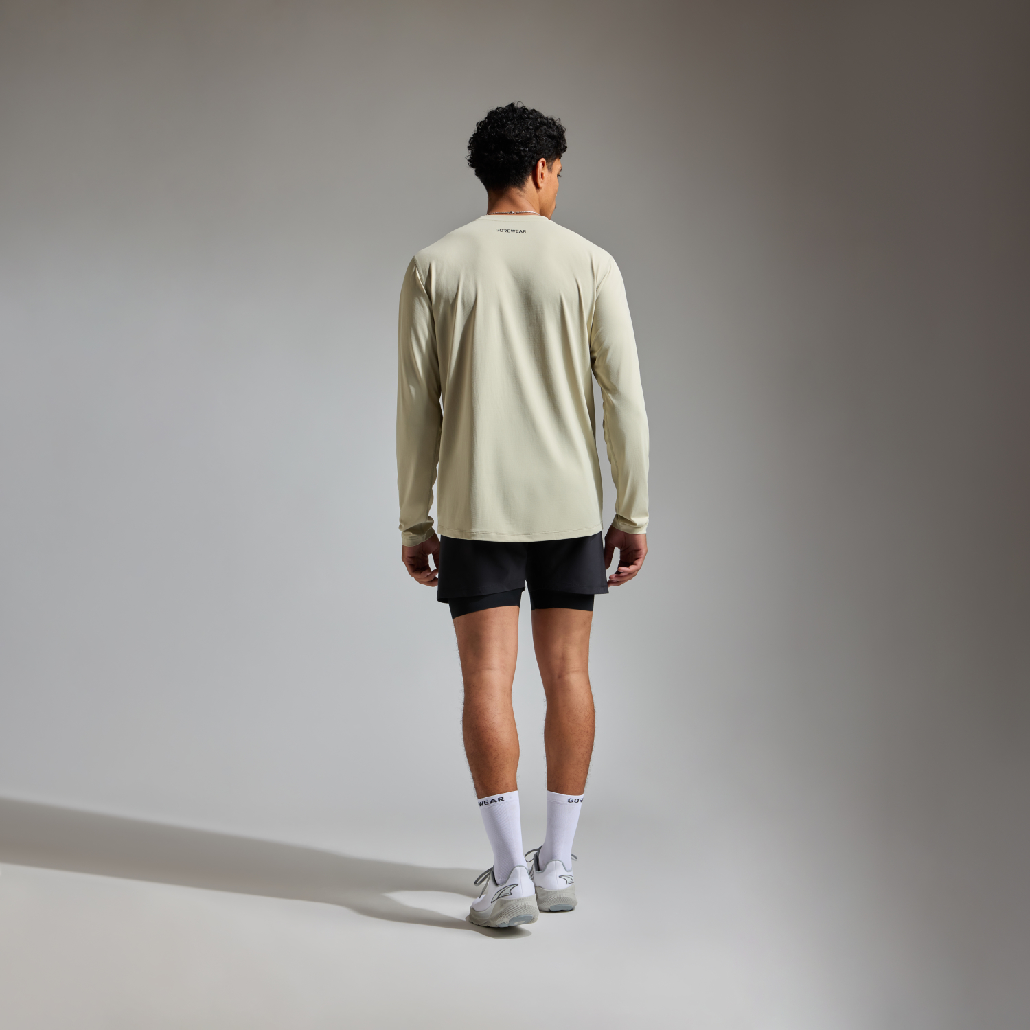 Everyday Logo Tech Funktionsshirt Herren