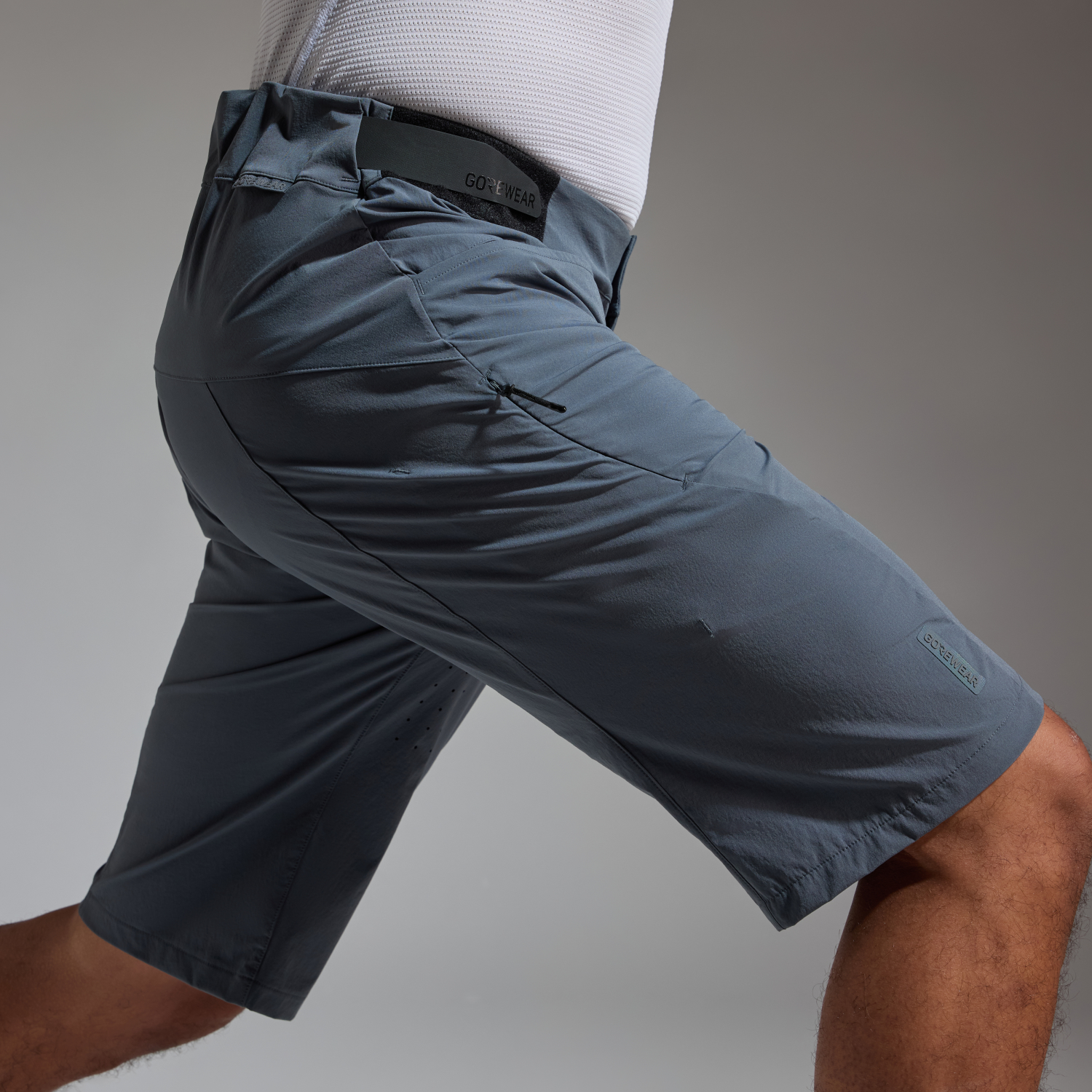 FERNFLOW Shorts Herren