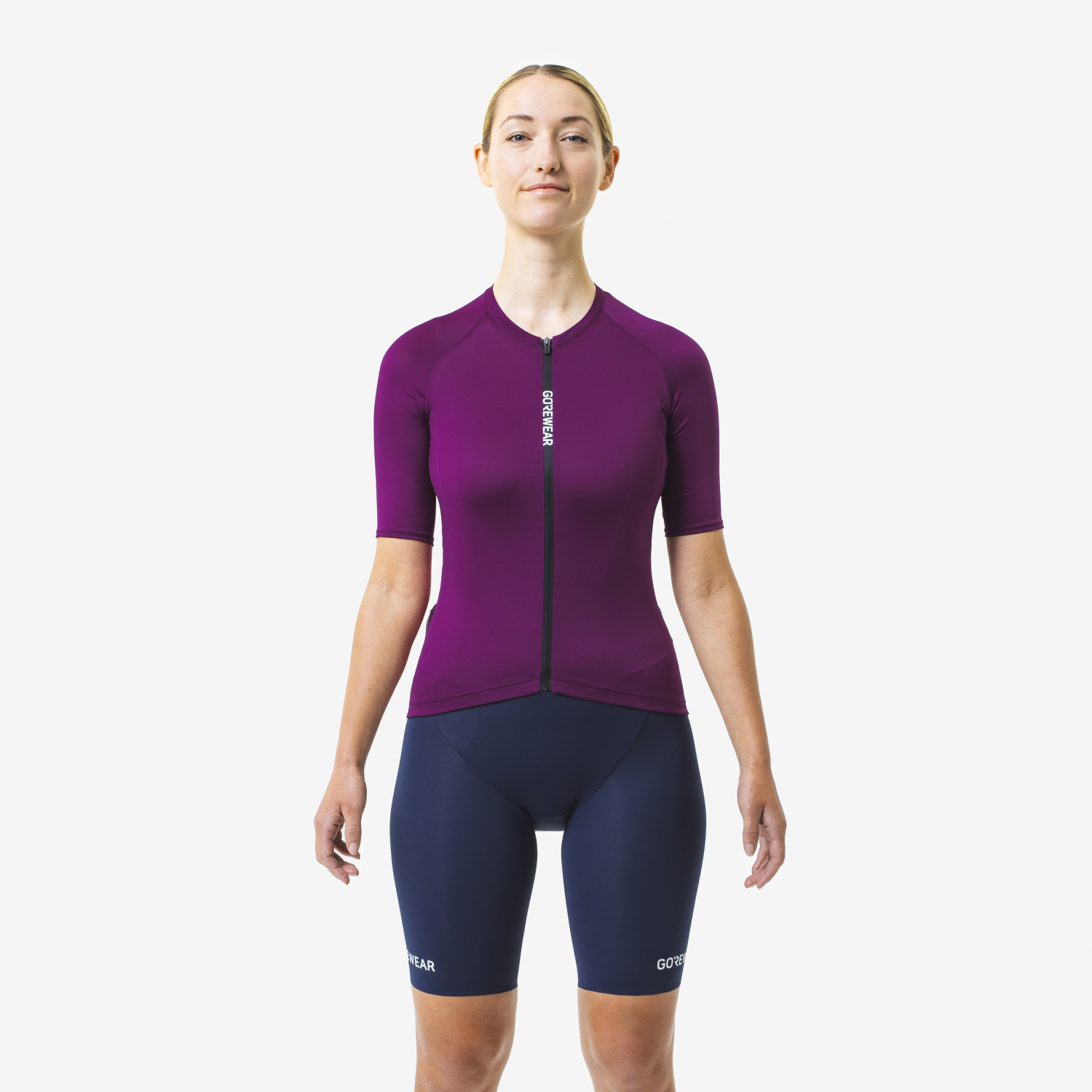 A product model is wearing the SPINSHIFT Jersey Womens in size Small and is 173 m / 5'8'' and weighs 62 kg / 136 lbs.