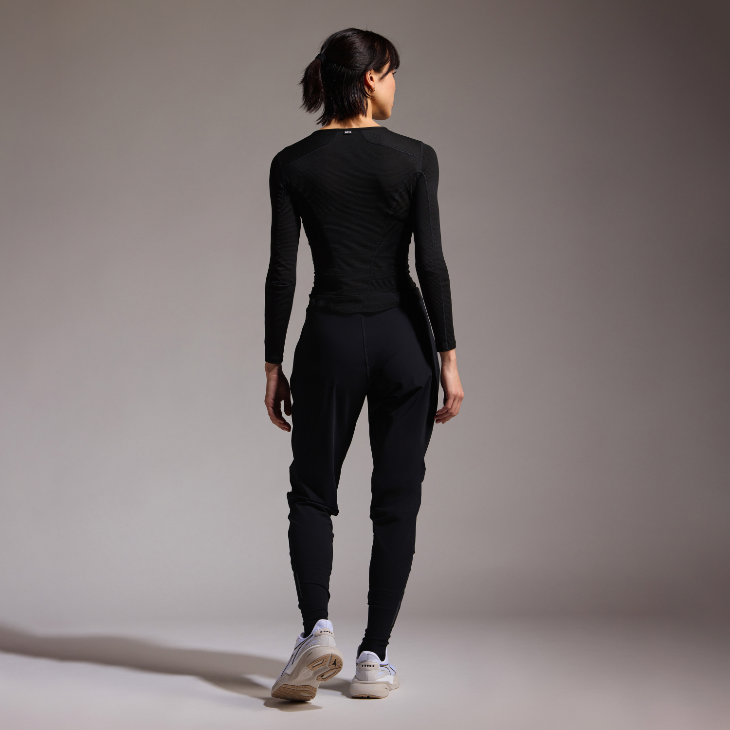9900--Black