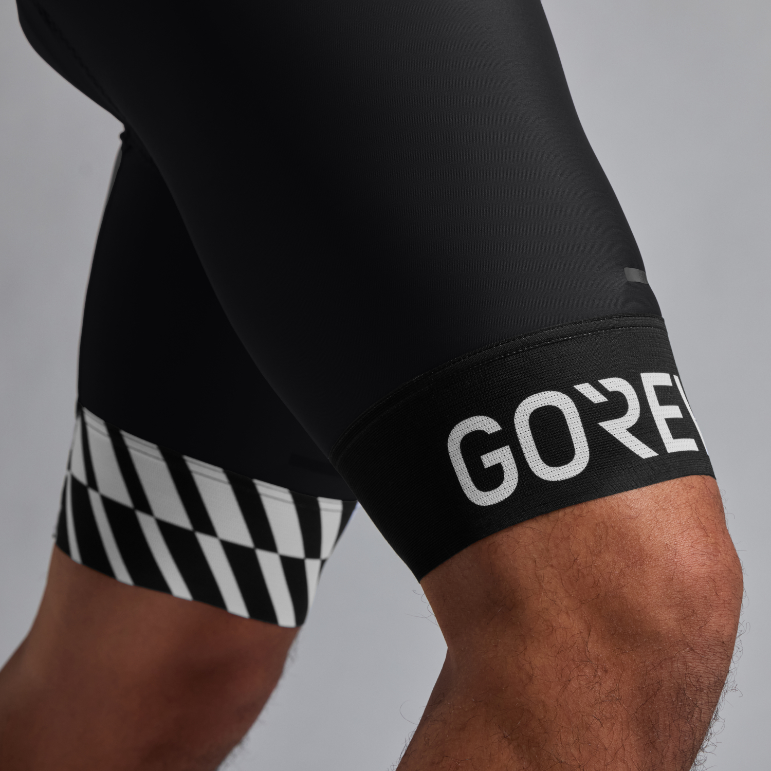 SWIFTRIDE Optical Kurze Trägerhose Herren