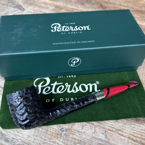 Peterson Dracula Rusticated Canadian (264) Fishtail Tobacco Pipe - New