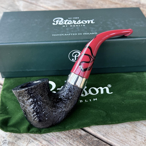 Peterson Dracula Sandblasted Bent Calabash (05) Fishtail Pipe - New