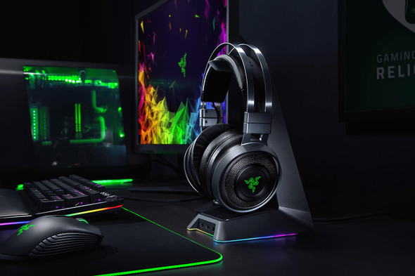Razer Nari Ultimate - Wireless Gaming Headset with HyperSense Technology