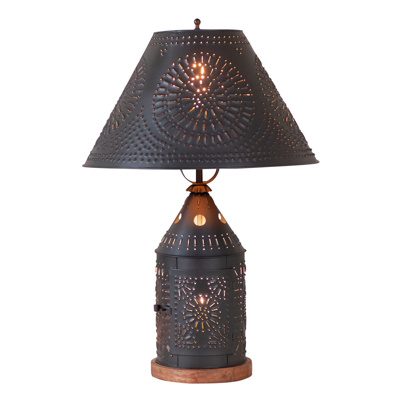 tinner's-revere-lamp-with-