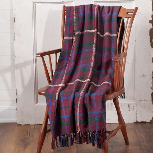 Holiday Tartan Plaid Woven Throw
