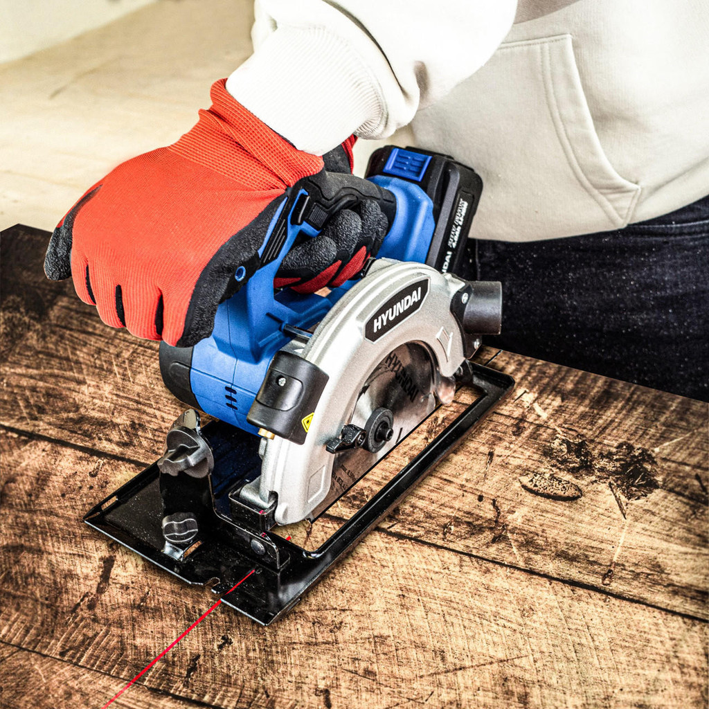 Hyundai 20V MAX Li-Ion Cordless 4Ah Circular Saw | HY2183