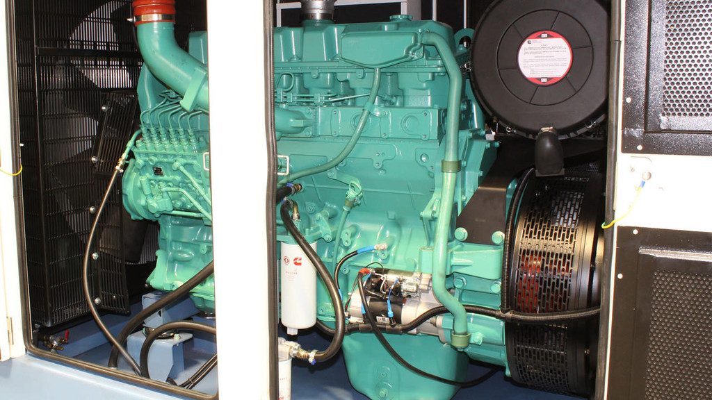 UKC440ECO 440 kVA Diesel Generator / 352 kW 3 Phase 400/230 Volt Genset