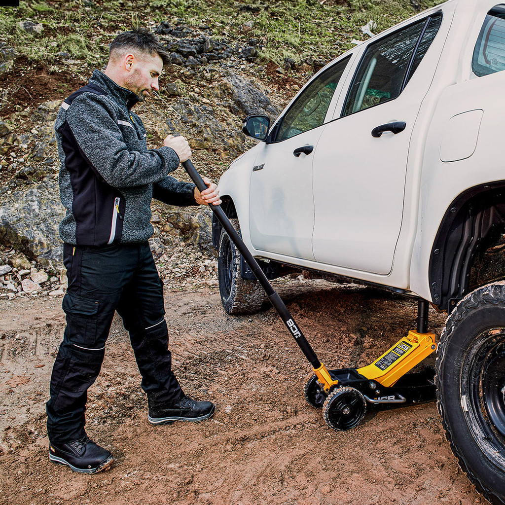 Off road trolley jack