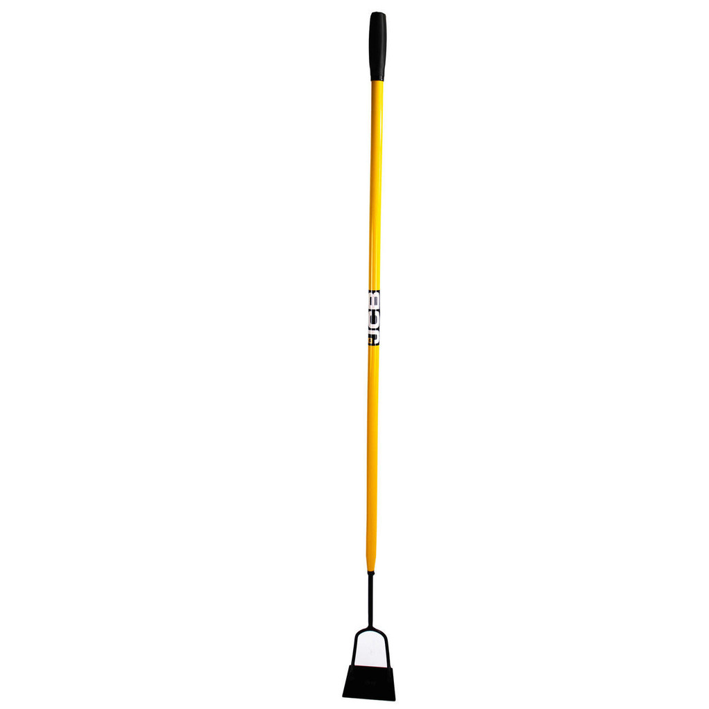 Long Reach and Lightweight Design: With an overall length of 1500mm and a mere 2.4kg weight, this Dutch Hoe offers extended reach without sacrificing portability.