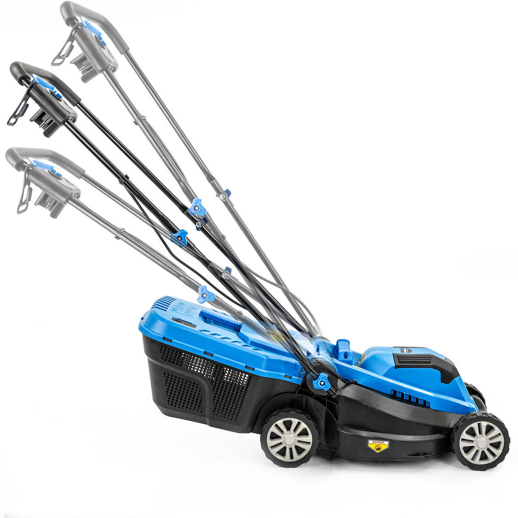 Lawnmower with adjustable height