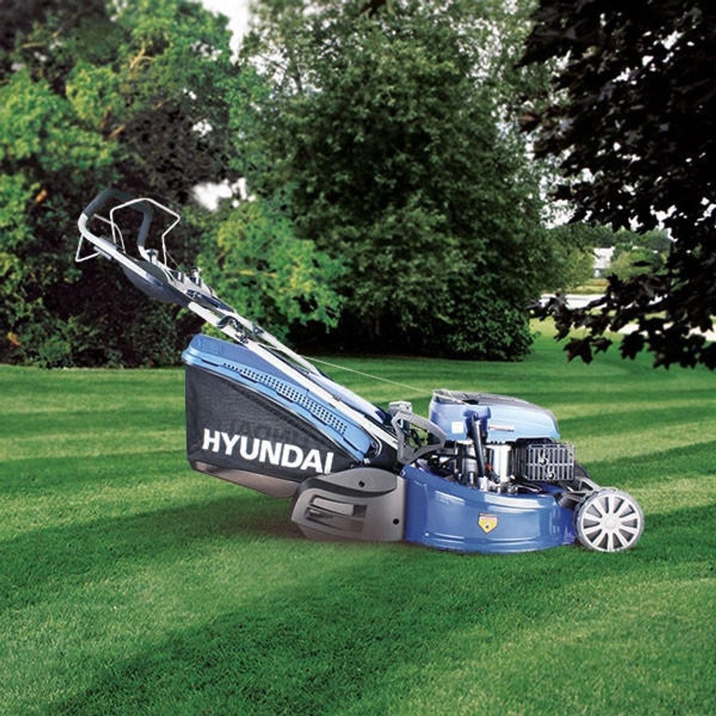 Hyundai 21"/53cm 196cc Electric -Start Self-Propelled Petrol Roller Lawnmower | HYM530SPER