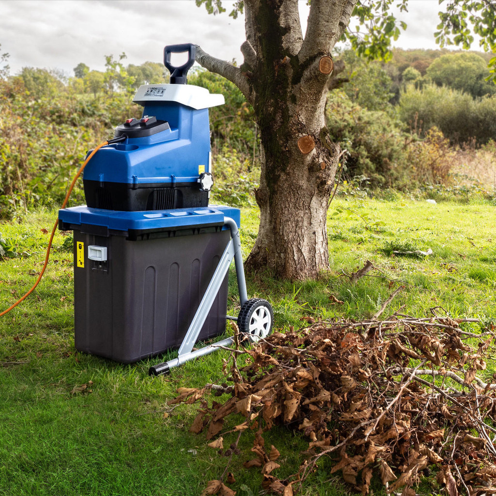 Hyundai Quiet Electric Garden Shredder, 2800w, 2.8kW, 230v | HYCH2800ES