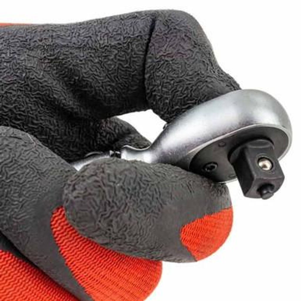 High-tooth ratchet: 72-tooth ratchet allows fine incremental rotation for use in tight spaces.