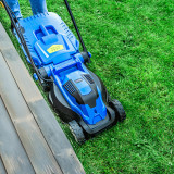 Hyundai 33cm 1300W Electric Lawn Mower, 11m Detachable Power Cable, 3 Heights & 30L Collection Bag | HYM3313E