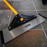 JCB Long Handled Floor Scraper, 450mm 18’’ Heavy-duty Spring Steel Blade | JCBSC13