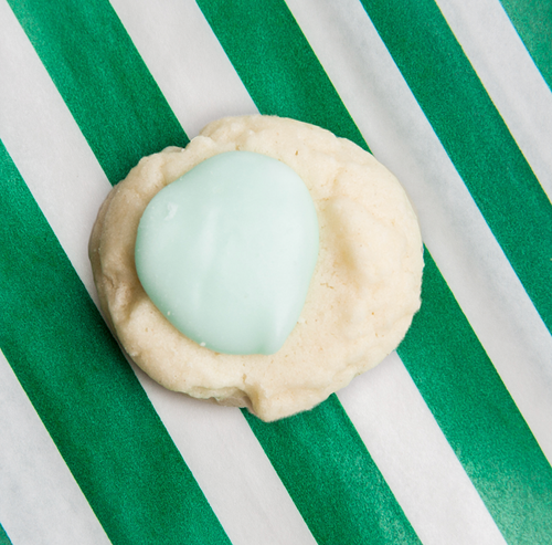 Blue (1 Dozen) Blue (1 Dozen)